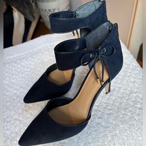 Saks Fifth Avenue Blue Suede Heels!